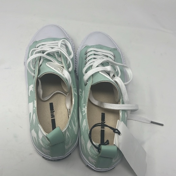 NWT McQ Alexander McQueen Swallow Swarm Bird Mint Low Top Sneakers Sz 39 or US 8 - Picture 2 of 8